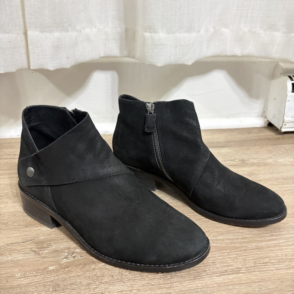 Eileen Fisher Billie Ankle Boots Size 7.5 Black Leather Block Bootie Minimalist
